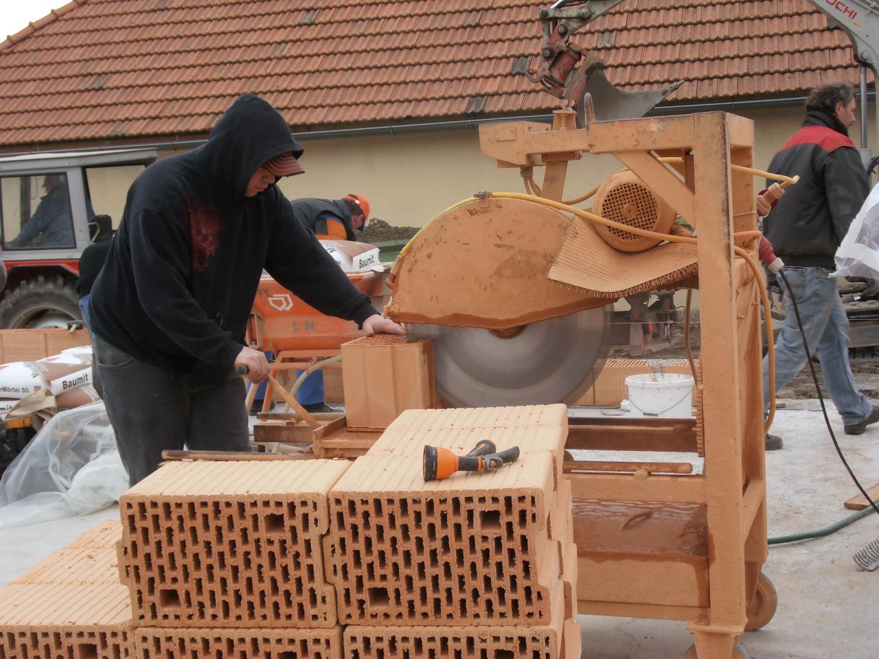 20140315 Bau des FF Hauses 14